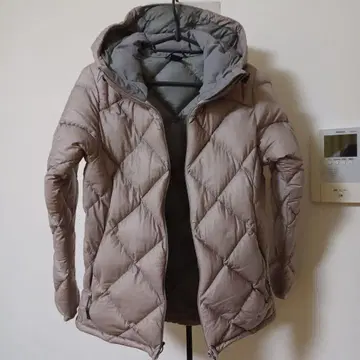 몽벨 mont-bell 다운 자켓 S 사이즈 여성용