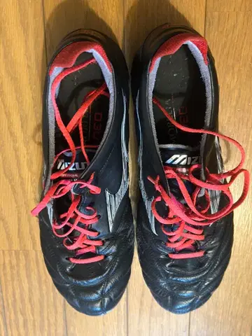 Mizuno Neo 스파이크 슈즈 블랙/레드