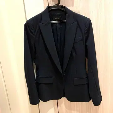 theory 블랙 블랙 테일러드 자켓 사이즈 0