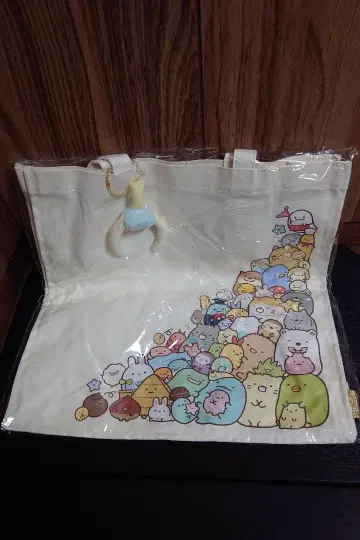 모두 모여요 테마 토트백 [ 스미코구라시 ]