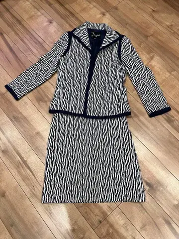 쇼와 레트로 kingssibelle 자켓 스커트 사이즈 9