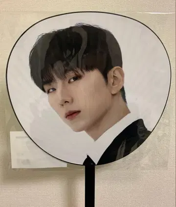 MONSTA X 모네크 CONNECT X 일콘 부채 기현