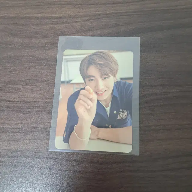 방탄 2017 시즌그리팅 정국 포카 양도 판매 17시그bts지민태형남준