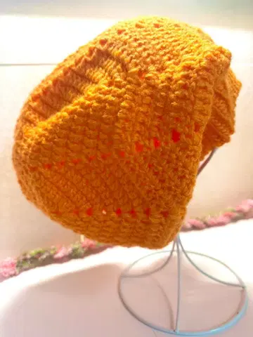 넉넉하고 귀여운 실루엣 모자 오렌지