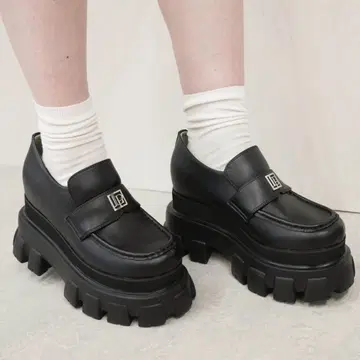 LIP SERVICE 볼륨 인솔 로퍼 M