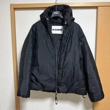 JIL SANDER 후드 부착 다운 자켓 블랙