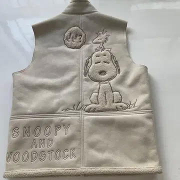 GREEN CLUBS 피넛 스누피 무스탕 베스트