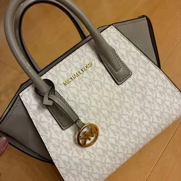 MICHAEL KORS 토트백 화이트/그레이