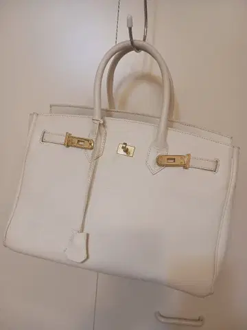 화이트 천연 가죽 버킨 핸드백 골드 금장 장식