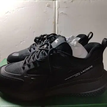 LACOSTE 블랙 스니커즈