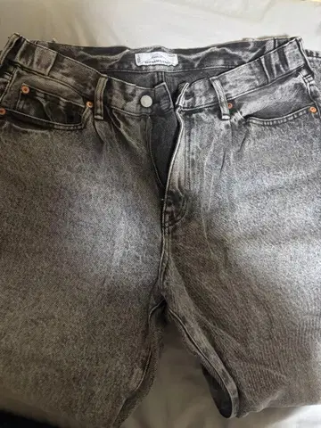 DENIM & MILITARY L 사이즈 그레이 페이드 데님 팬츠