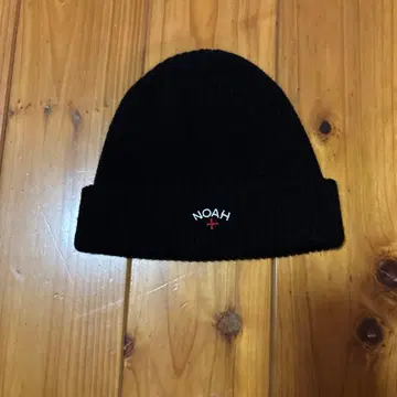 NOAH 블랙 리브 비니