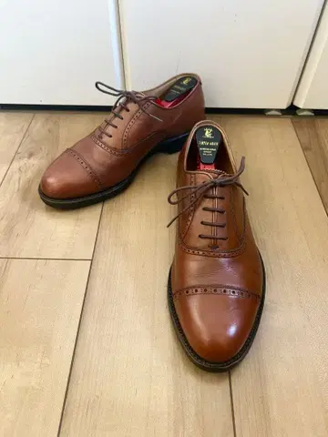 [ 새상품급 ] SCOTCHGRAIN 스코치그레인 펀치드 캡토 26