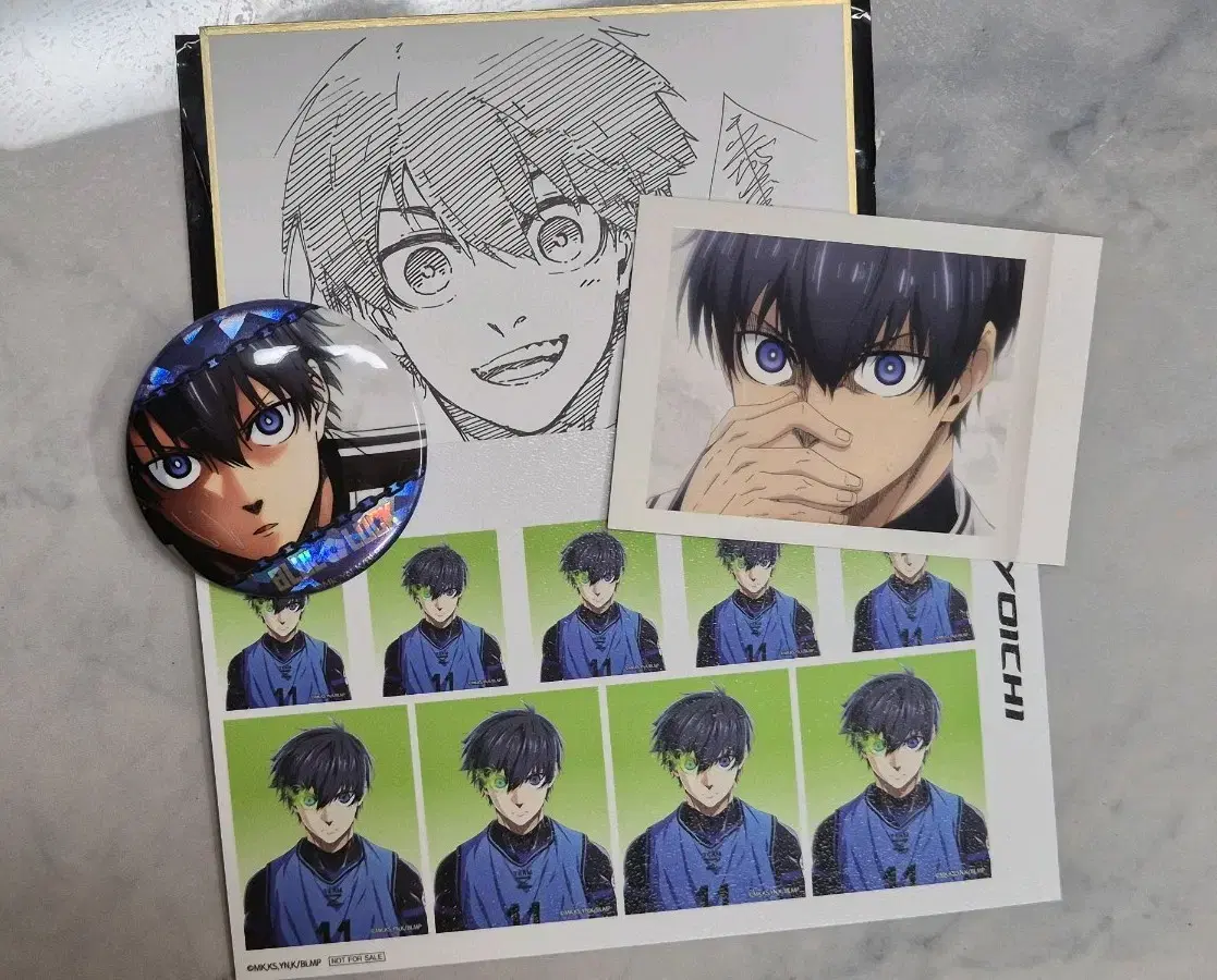 Bluelock Isagi Yoichi movie pre-order benefit photo card, pashacard, can badge, shikishi, goods bulk set