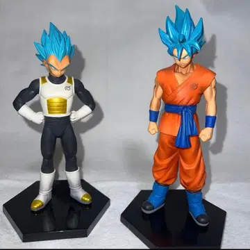 초사이어인 갓 초사이어인 손오공, 베지터 피규어 세트