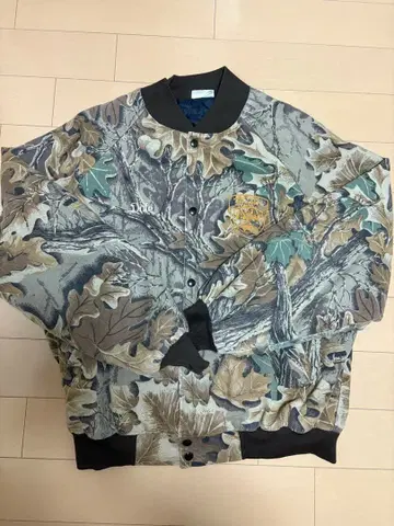 카모 패턴 봄버 자켓