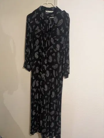 ZARA 페이즐리 무늬 긴팔 셔츠 원피스