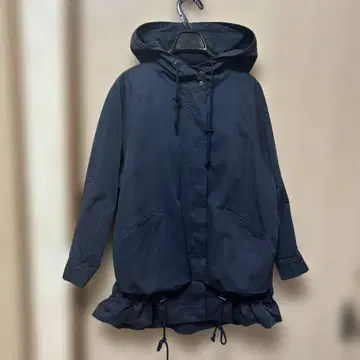 마운틴 파카 네이비