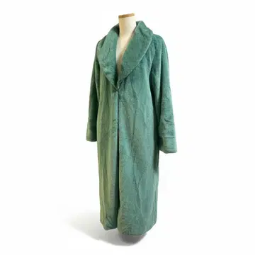 피치 존 살롱 그린 컬러 퍼 롱 가운