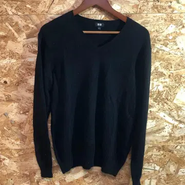 [ 7206번 ] UNIQLO 니트 캐시미어 100% 블랙 V넥