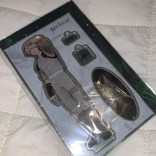 플레이브 w4l 은호 아크릴 스탠드 미개봉