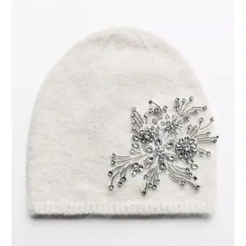 ZARA 비즈 자수 비니 니트 모자