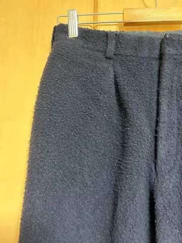 JOHN LAWRENCE SULLIVAN 너싱 가공 슬랙스