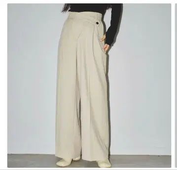 TODAYFUL 비대칭 트윌 팬츠 크림 38