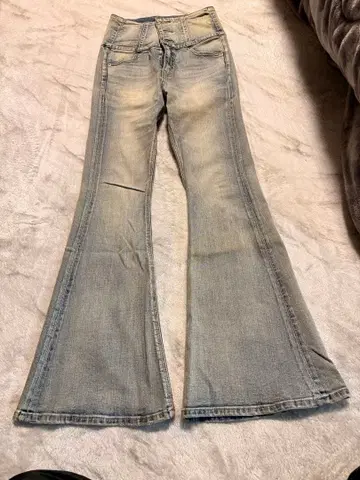 JYDA 부츠컷 데님 라이트 블루