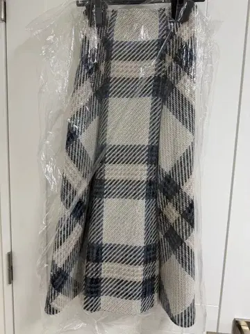 SNIDEL 로빙 체크 스커트
