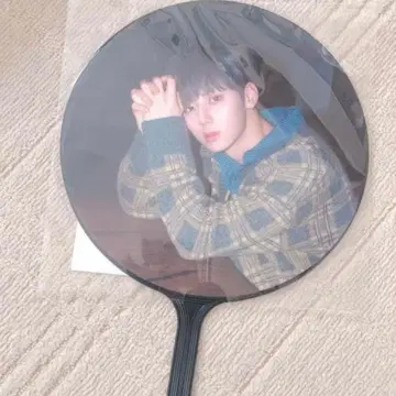 Wanna One 미뇽 부채