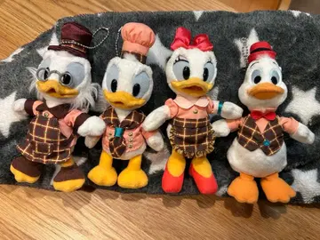 디즈니 35주년 인형 배지 도날드 덕 패밀리 초콜릿