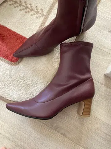 GREED INTERNATIONAL 부츠