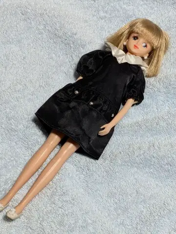 엑셀리나 속눈썹 아래 있음 인형 제니 프렌드