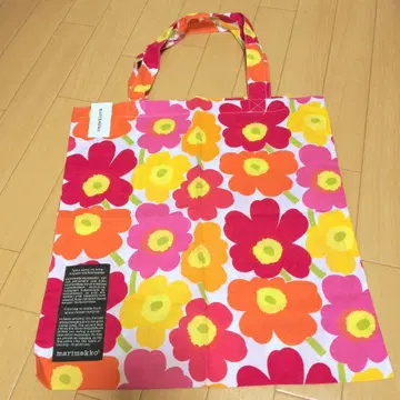 마리메꼬 marimekko 웜 컬러 꽃무늬 토트백