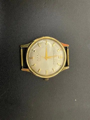 자동 태엽 시계 실버 다이얼 골드 케이스