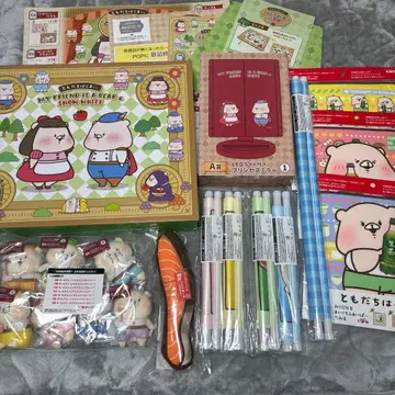 토모다치와 곰 복권 차탁, 거울, 마스코트, 태피스트리, 장미 불가