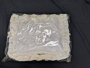 A4 프릴 토트 이타백 화이트 자카마트