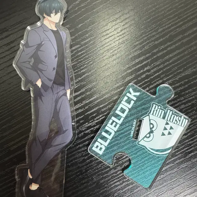 블루록 이토시 린 아크릴 스탠드