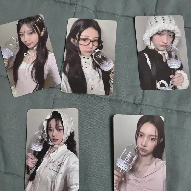 아일릿 응원봉 포카 포토카드 민주 모카 윤아 원희 이로하 로하