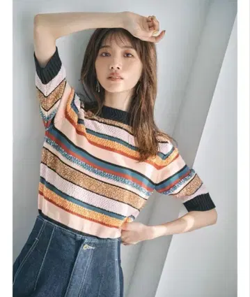 릴리 브라운 mix 멀티 보더 무늬 니트탑 컬러풀
