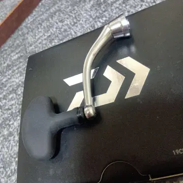 블랙 프라이데이 다이와 24 셀테이트 4000CXH 60mm 핸들