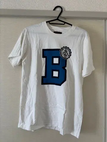 BLUE/BLUE B 로고 T셔츠 화이트 S 사이즈
