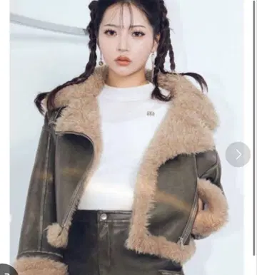 MURUA 카키 인조 모피 숏 자켓