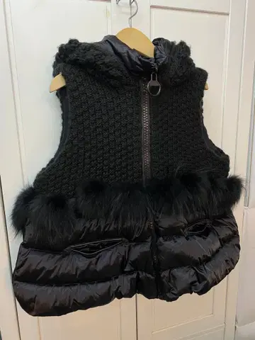 birthday bash 벌스데이 바쉬 퍼 니트 A라인 다운 베스트 블랙