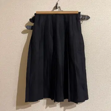 오닐 오브 더블린 블랙 플리츠 스커트