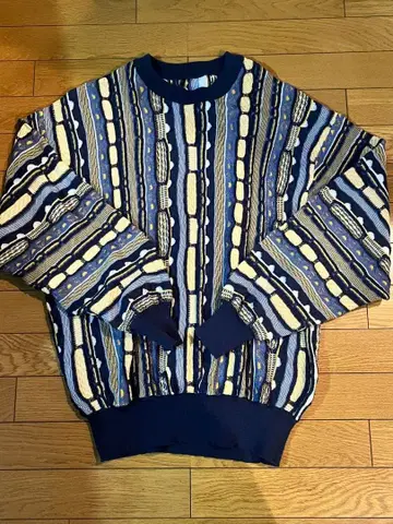 3D 니트 스웨터 네이비