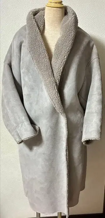 나노유니버스더1st.플로어 페이크 무스탕 숄 코트