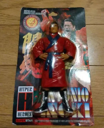 불타는 투혼 안토니오 이노키 빨간색 가운 피규어 신일본 프로레슬링