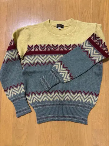 애트라스트 니트 40 헨미 씨 착용